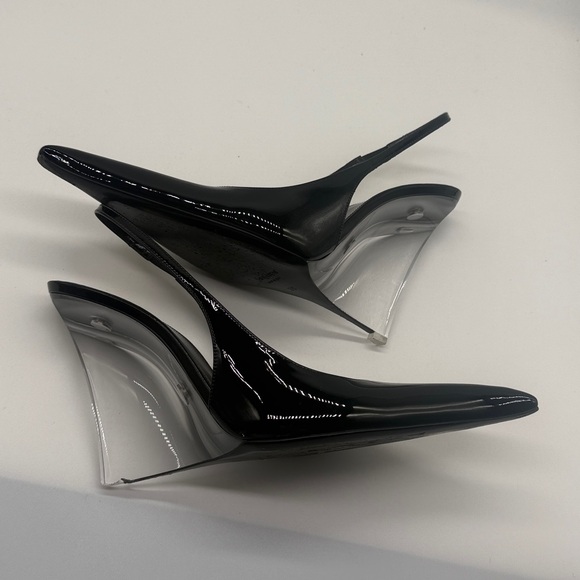 Saint Laurent Miller Patent Leather Acrylic Wedge Pumps in Nero Black Size 39 - Picture 9 of 16